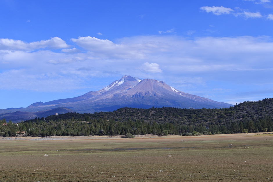 シャスタ山